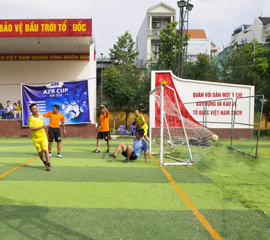 Giai Bong Da Azb Cup 2019 5