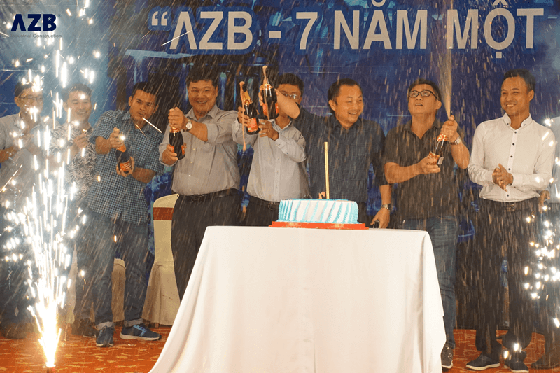 Niềm vui chúc mừng sinh nhật AZB