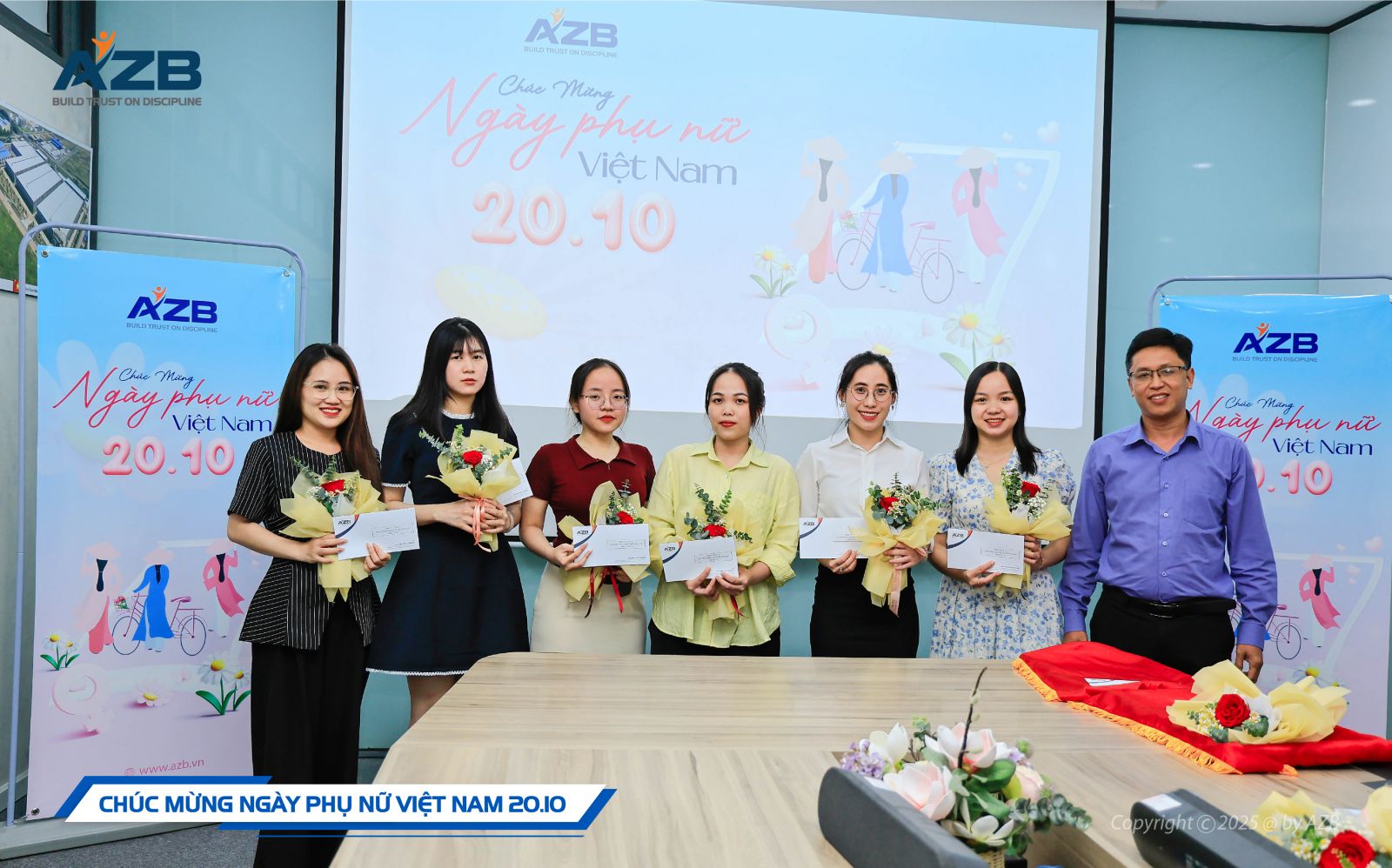 TÔN VINH NHỮNG BÔNG HOA AZB TRONG NGÀY PHỤ NỮ VIỆT NAM 20/10
